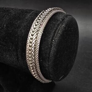 Silver Tone Mesh Chain Bracelet Vintage Costume Jewelry